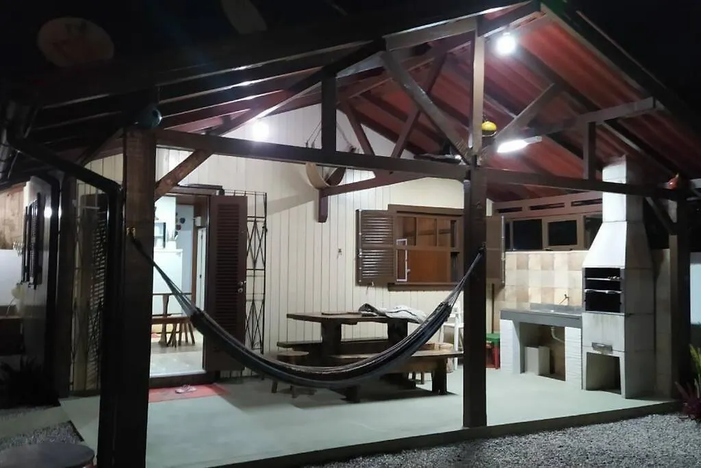 Casa Da Rute Na Praia Da Pinheira Brazil