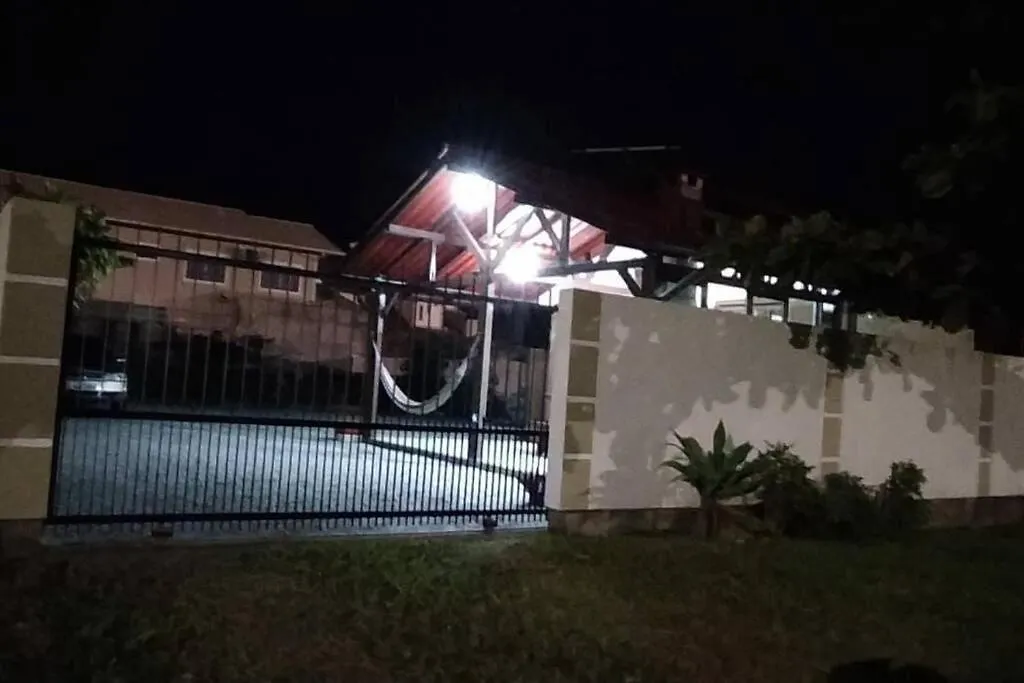 Casa Da Rute Na Praia Da Pinheira Holiday home